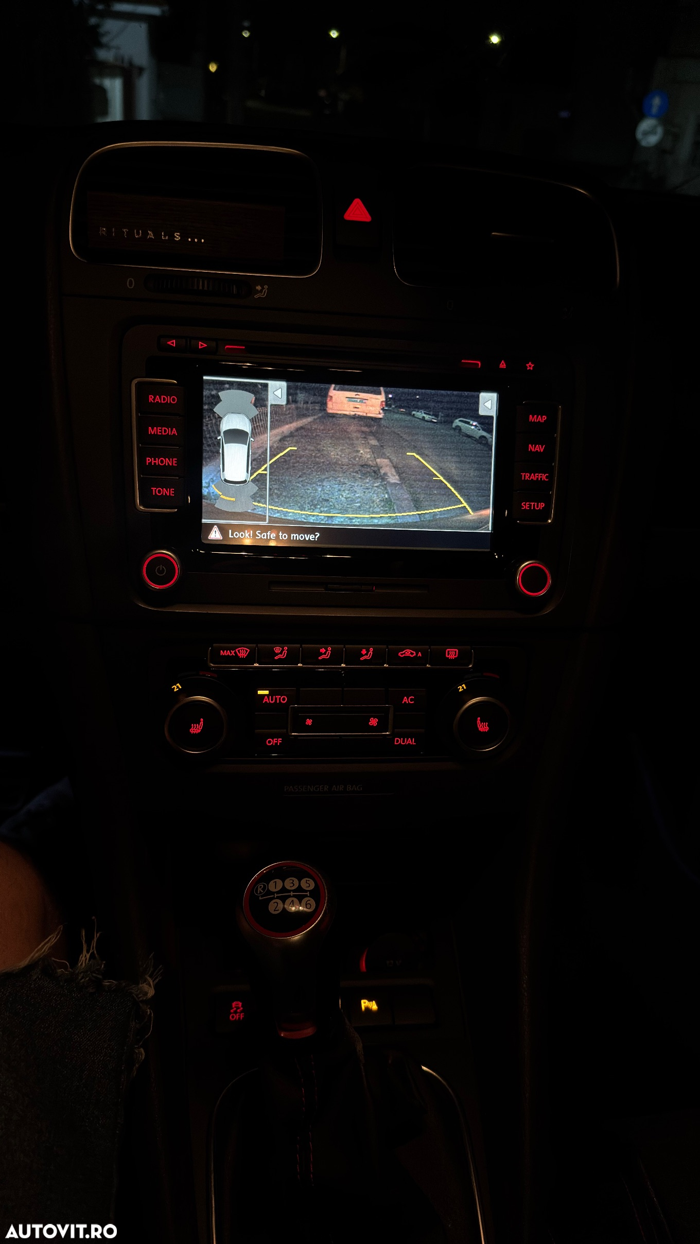 Volkswagen Golf 2.0 GTI Edition 35 - 12