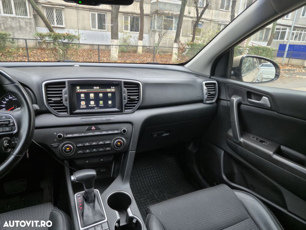 Kia Sportage 1.7 DSL 7DCT 4x2 Style - 9