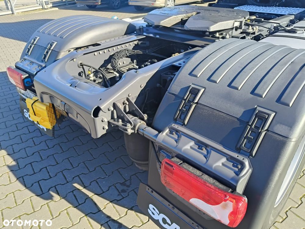 Scania R450 / EURO 6 / RETARDER / STANDARD / AUTOMAT / - 17