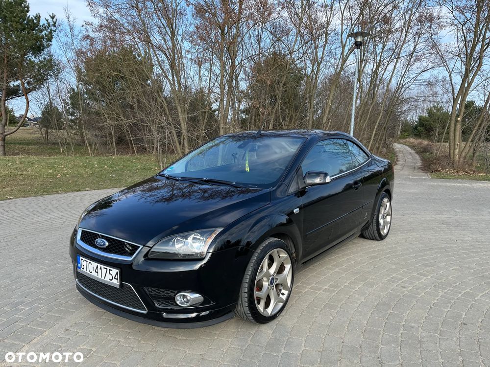 Ford Focus 2.0 16V Titanium - 14