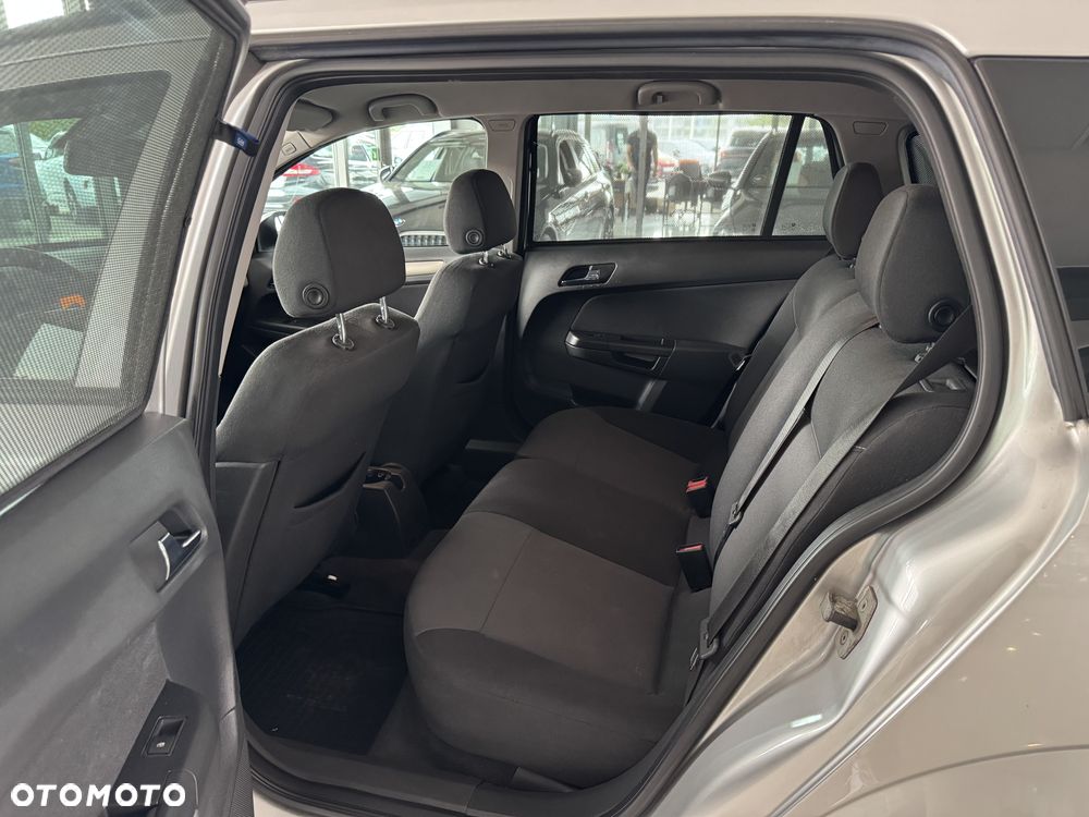 Opel Astra - 27