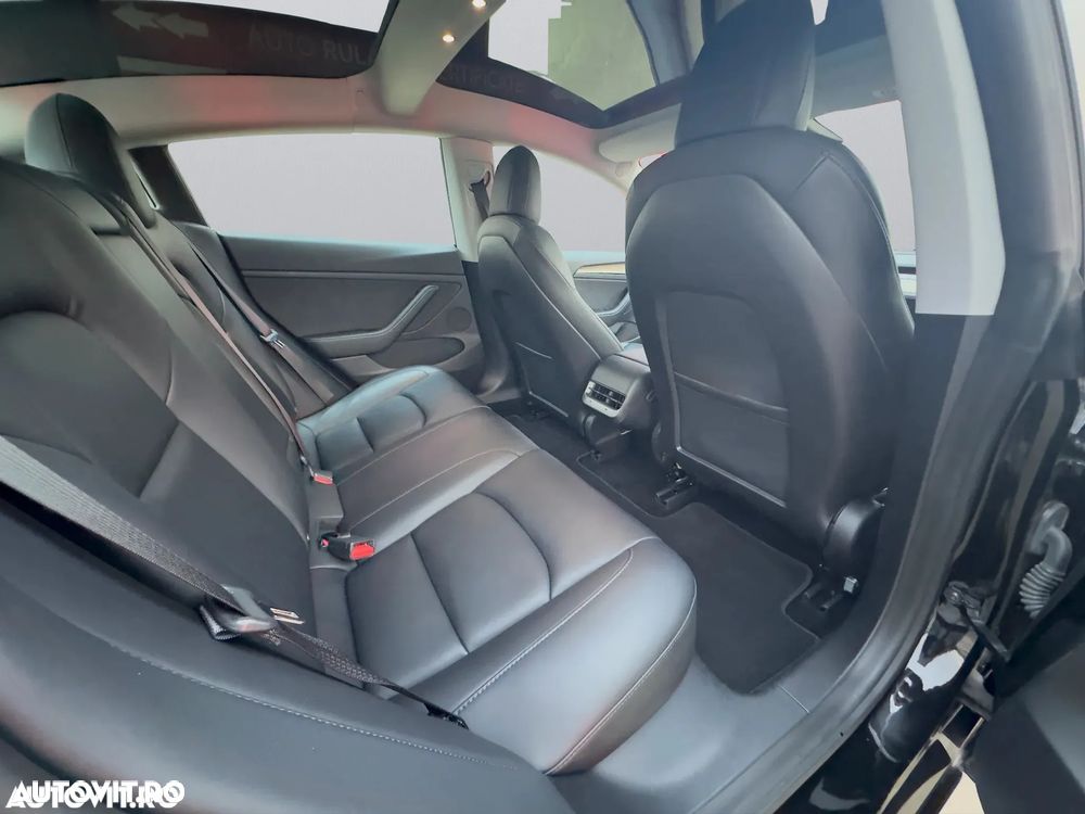 Tesla Model 3 Langstreckenbatterie Allradantrieb Dual Motor - 16