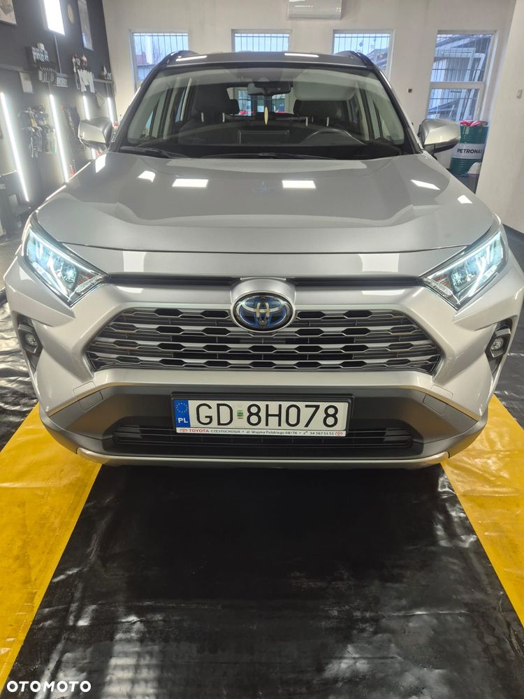 Toyota RAV4 - 9