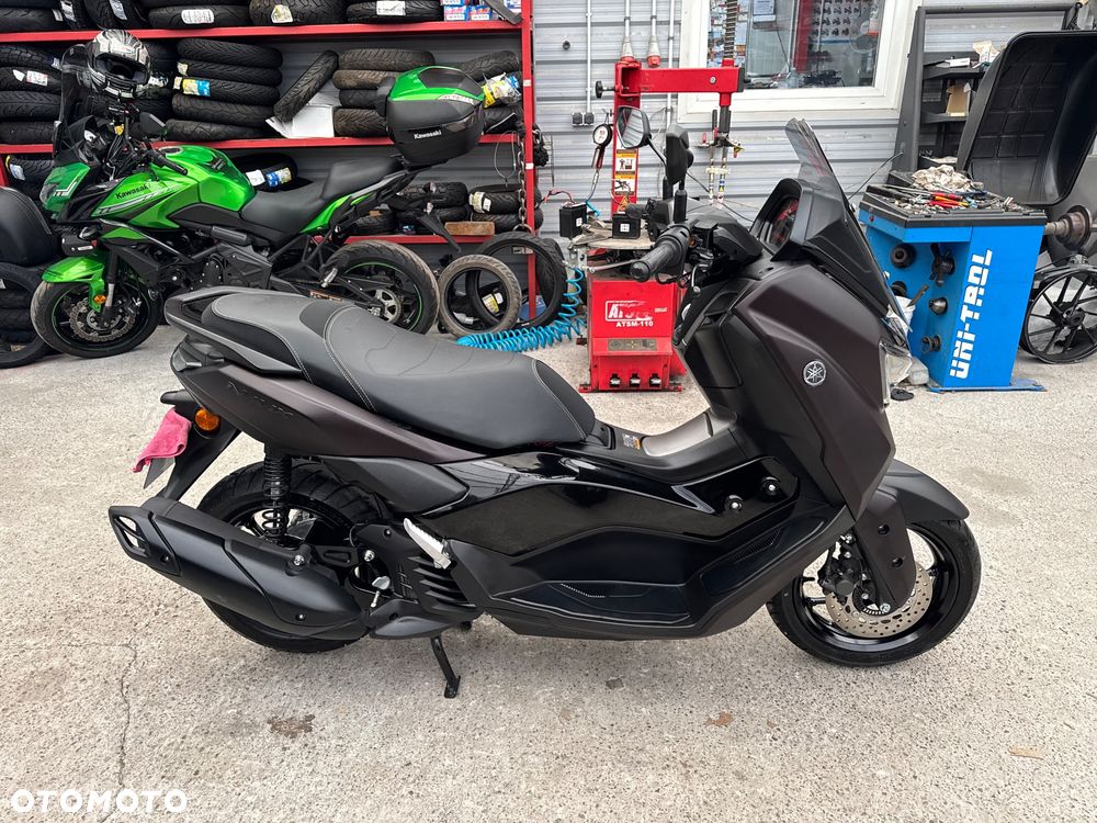 Yamaha NMAX - 9