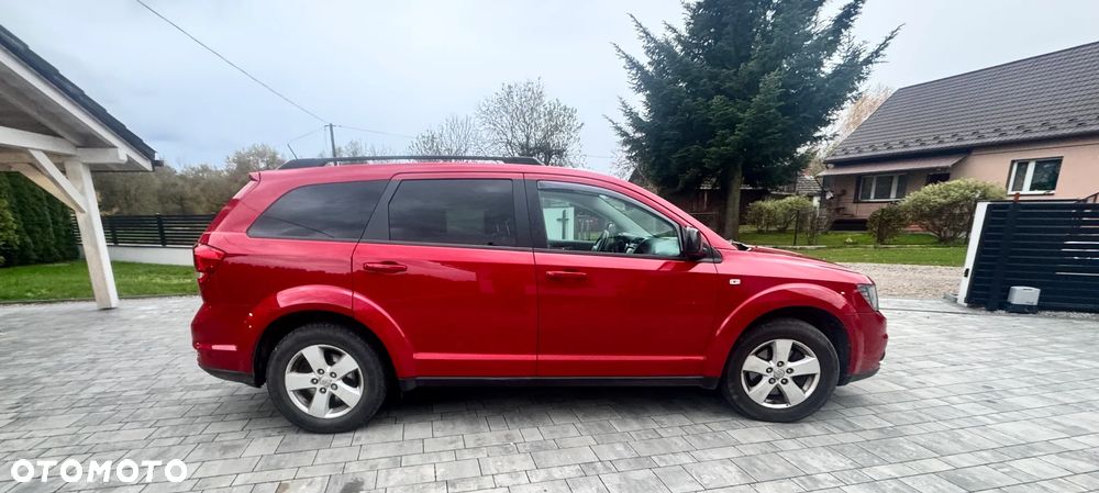 Fiat Freemont 2.0 Multijet Lounge AWD - 4