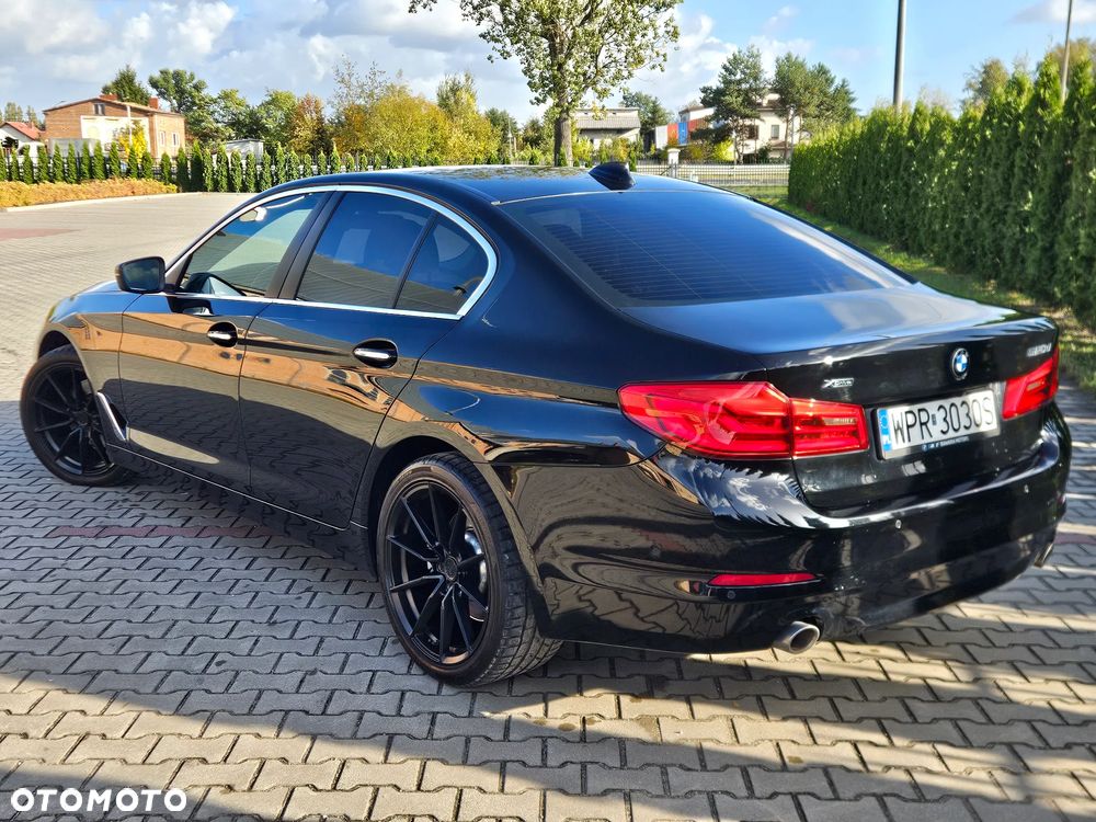 BMW Seria 5 520d xDrive - 3