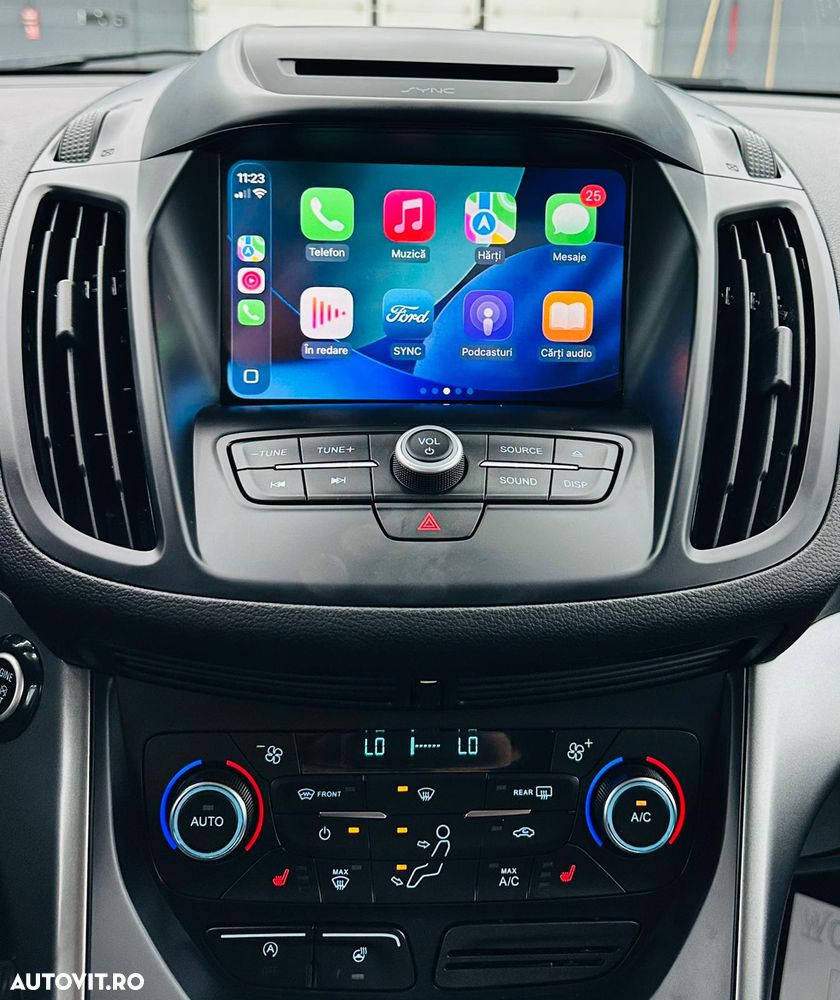 Ford Kuga 1.5 EcoBoost 2x4 Business Edition - 24