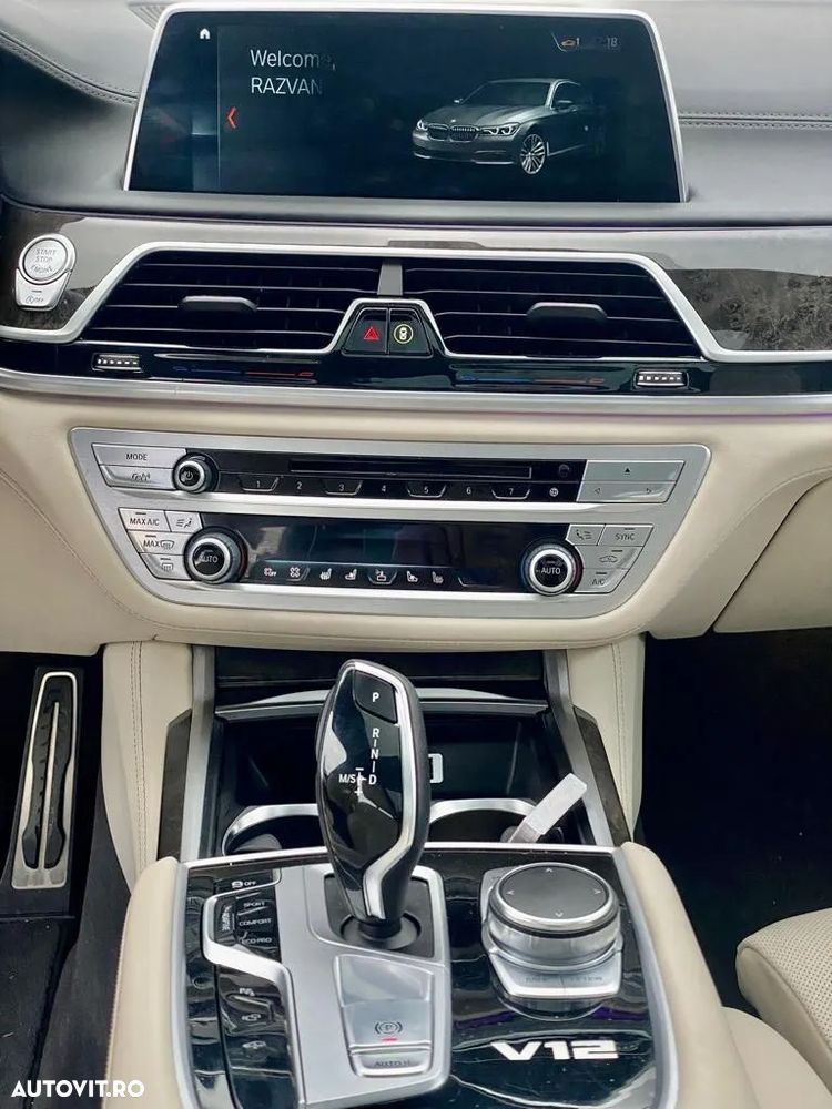 BMW M7 M760Li xDrive - 15