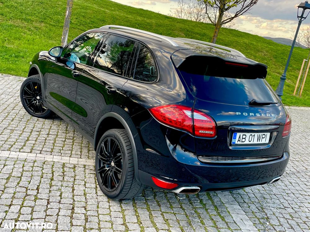 Porsche Cayenne 3.0 L V6 - 15