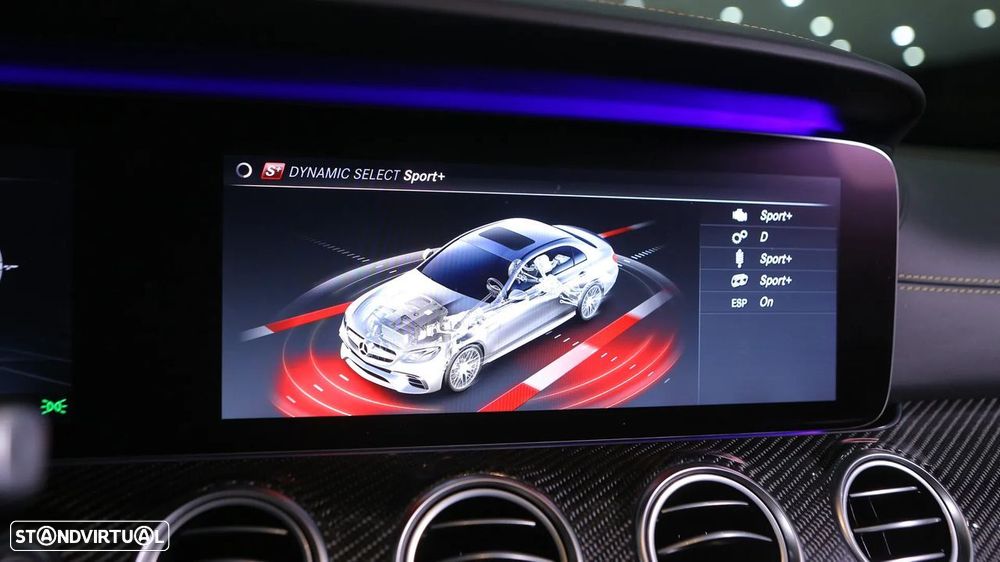 Mercedes-Benz E 63 AMG S 4-Matic+ - 36