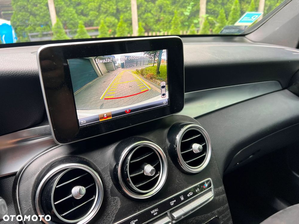 Mercedes-Benz GLC 350 e 4Matic 7G-TRONIC - 23