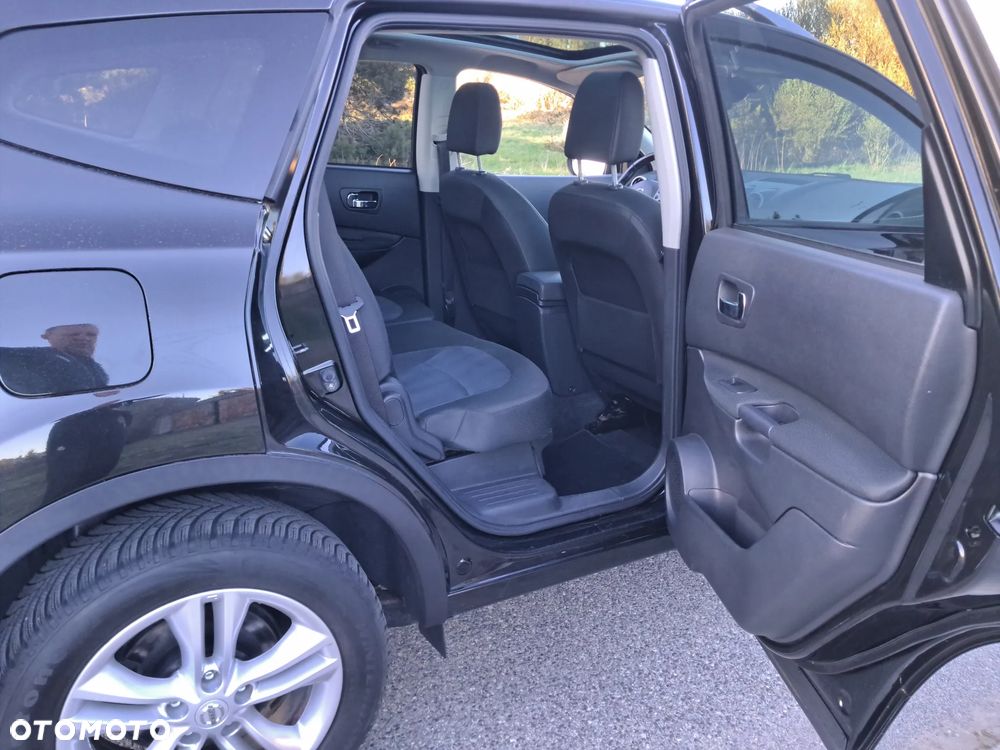 Nissan Qashqai+2 2.0 Acenta - 17
