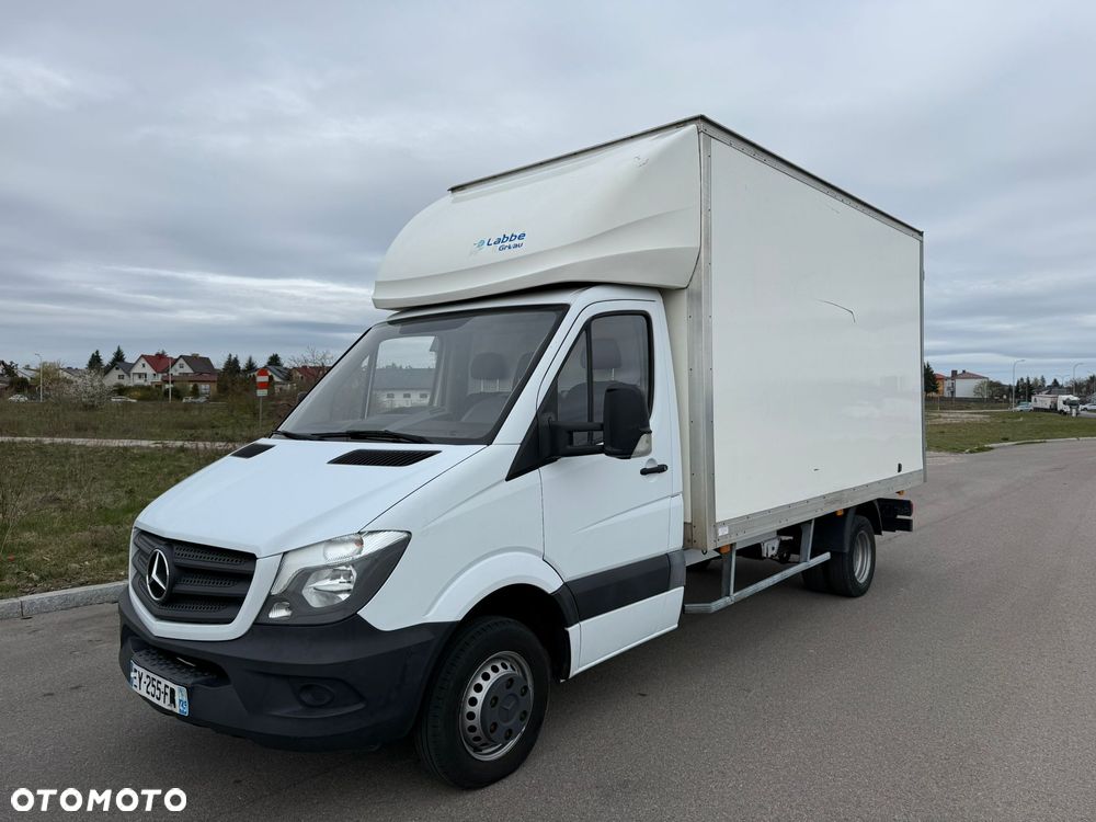 Mercedes-Benz Sprinter - 1