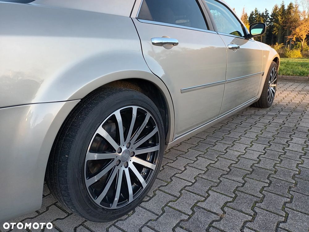 Chrysler 300C 3.0 V6 CRD - 10