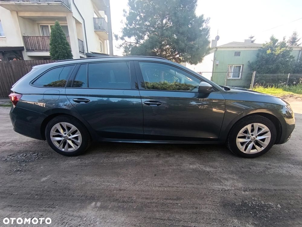 Skoda Octavia 2.0 TDI Ambition DSG - 8