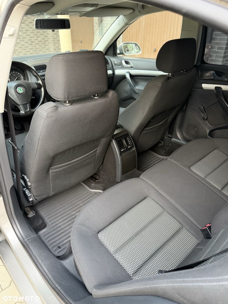 Skoda Octavia - 11