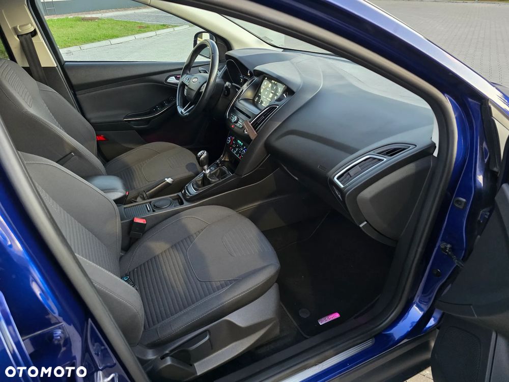Ford Focus 1.5 TDCi Titanium - 16
