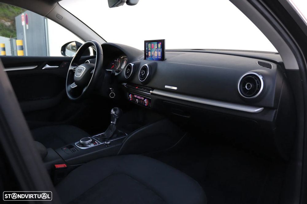 Audi A3 Sportback 1.6 TDI Advance S tronic - 41