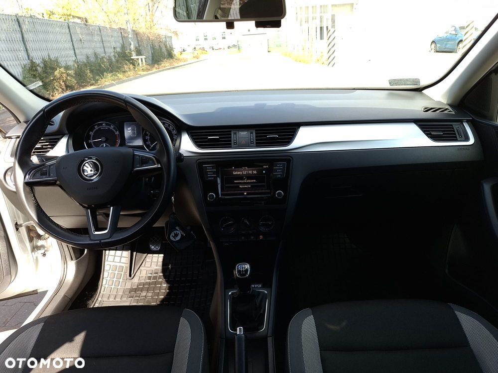 Skoda RAPID 1.0 TSI Ambition - 11