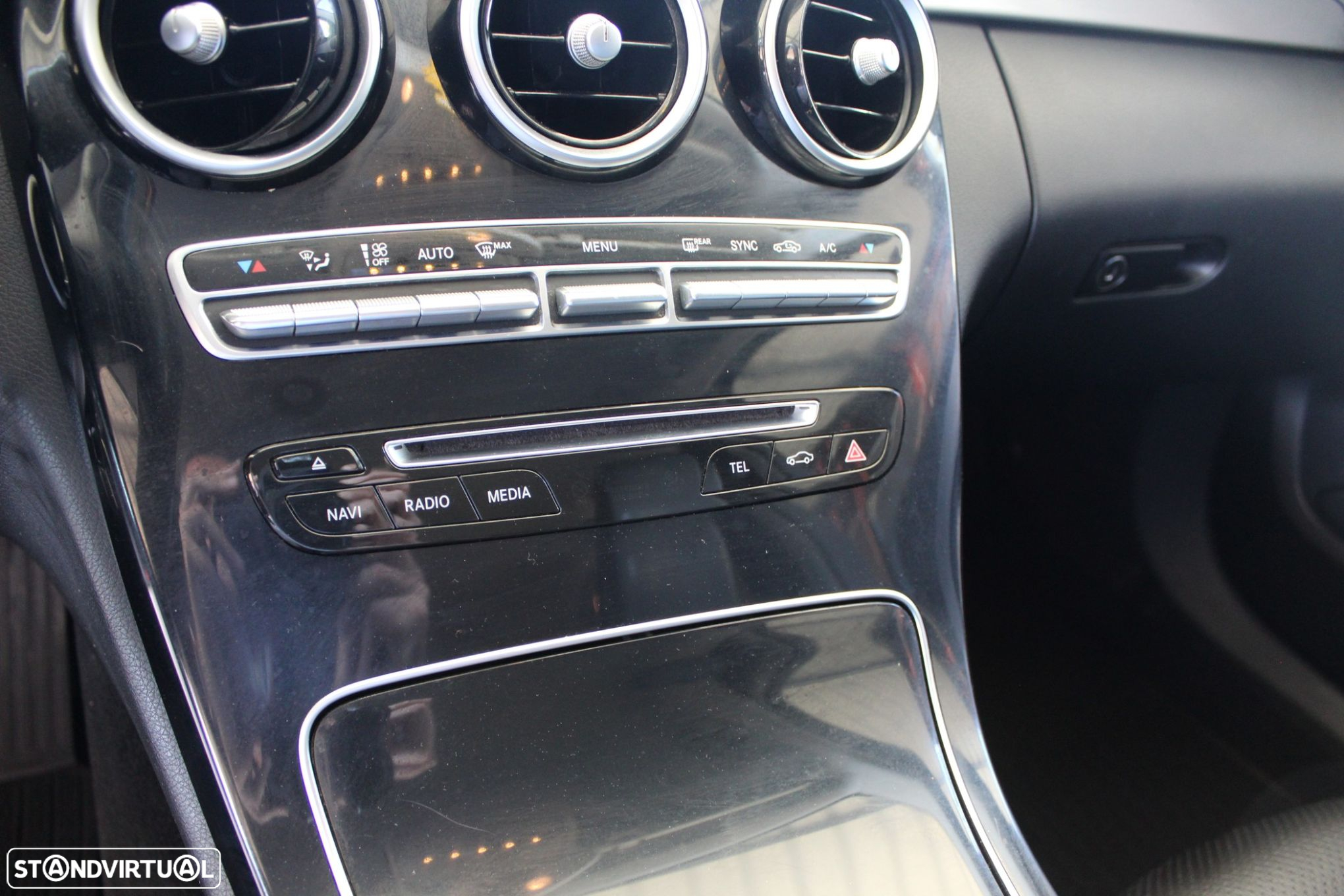 Mercedes-Benz C 250 BlueTEC Avantgarde+ Aut. - 27