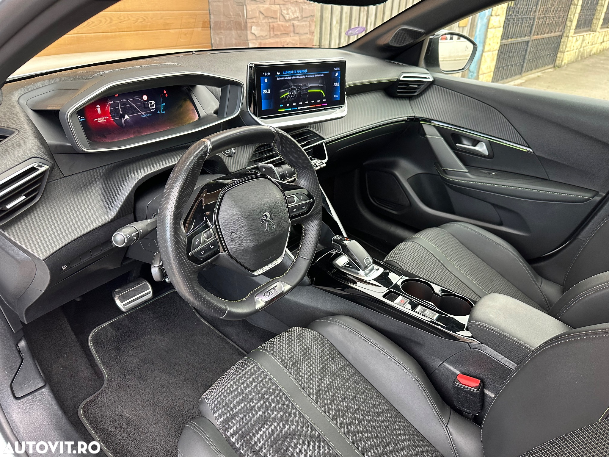 Peugeot 208 PureTech 130 EAT8 GT - 38
