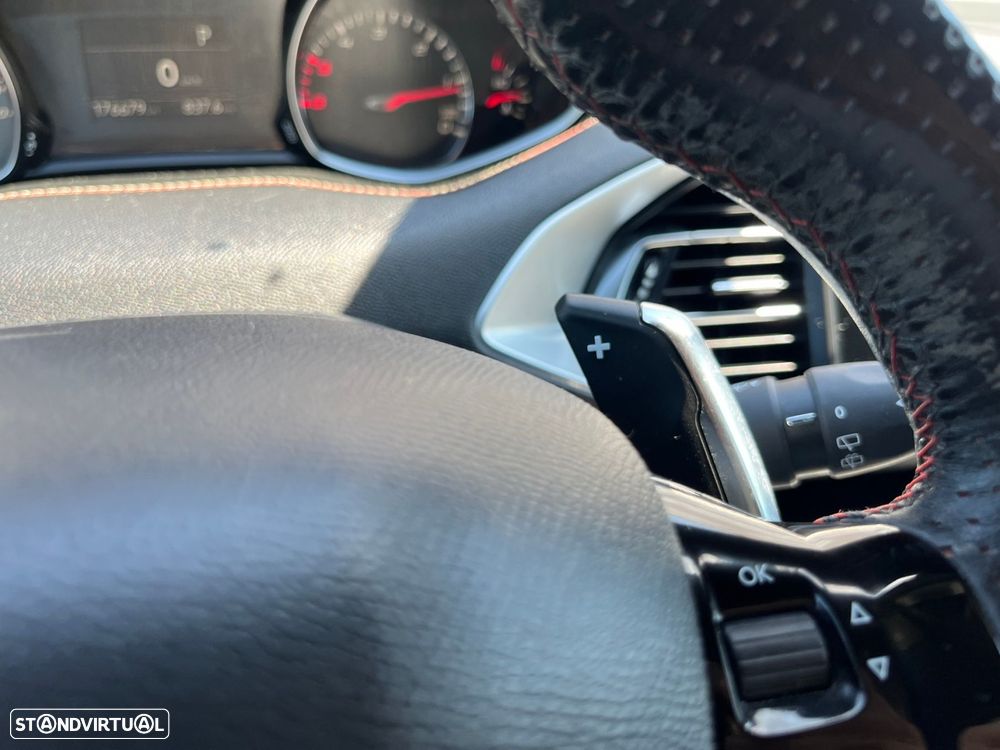 Peugeot 308 1.5 BlueHDi GT Line EAT8 - 19