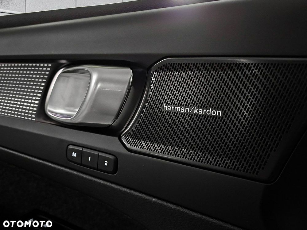 Volvo XC 40 B5 B AWD Ultimate Bright - 18