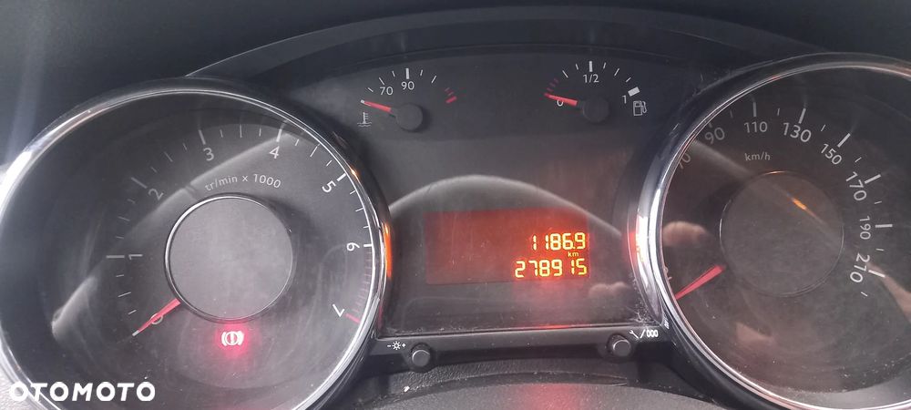 Peugeot 5008 1.6 THP Family 7os - 5