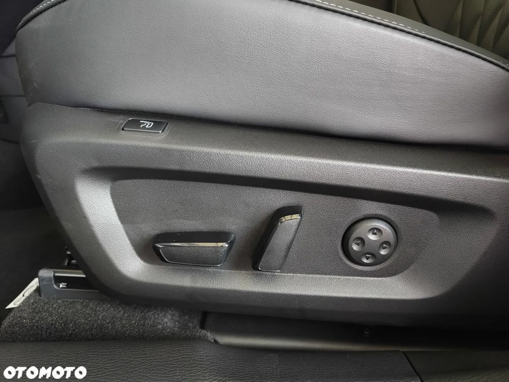 Mitsubishi Outlander Black Edition - 20