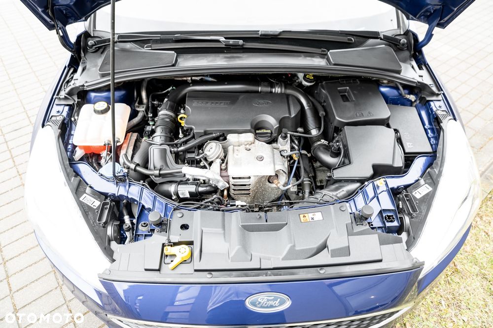 Ford Focus 1.0 EcoBoost Trend - 40