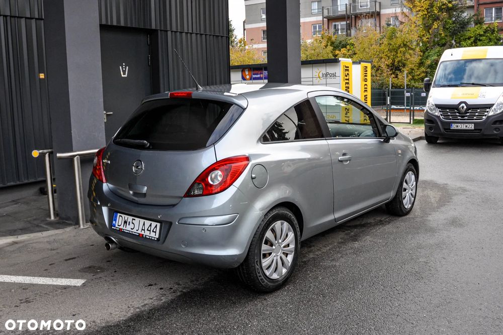 Opel Corsa - 4