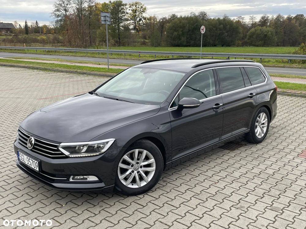 Volkswagen Passat 2.0 TDI (BlueMotion Technology) DSG Comfortline - 1
