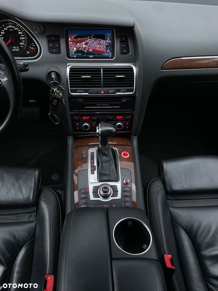 Audi Q7 3.0 TDI DPF clean diesel Quattro Tiptronic - 15