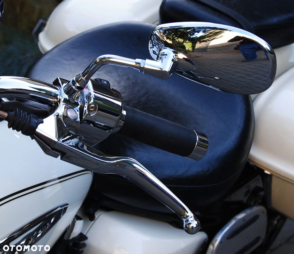 Yamaha Road Star - 16