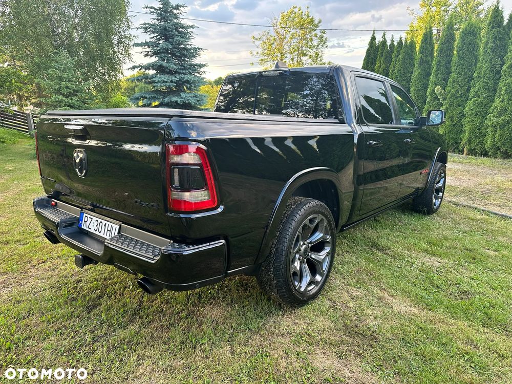 RAM 1500 Crew Cab Shortbed Limited - 4