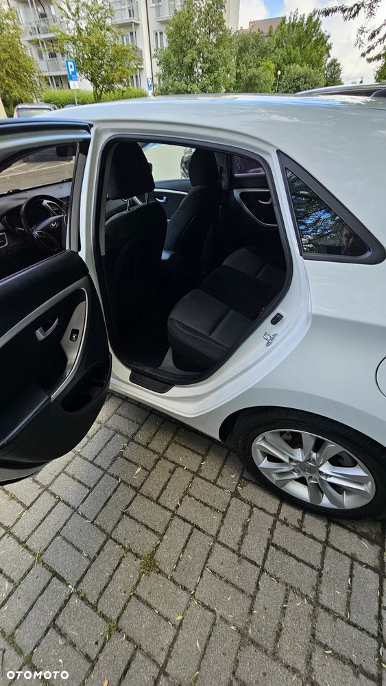 Hyundai i30 - 21