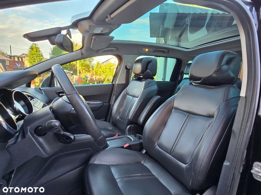 Peugeot 5008 HDI 150 Allure - 36