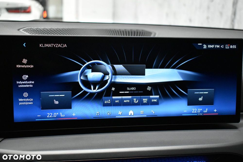 BMW Seria 3 320d xDrive mHEV - 19