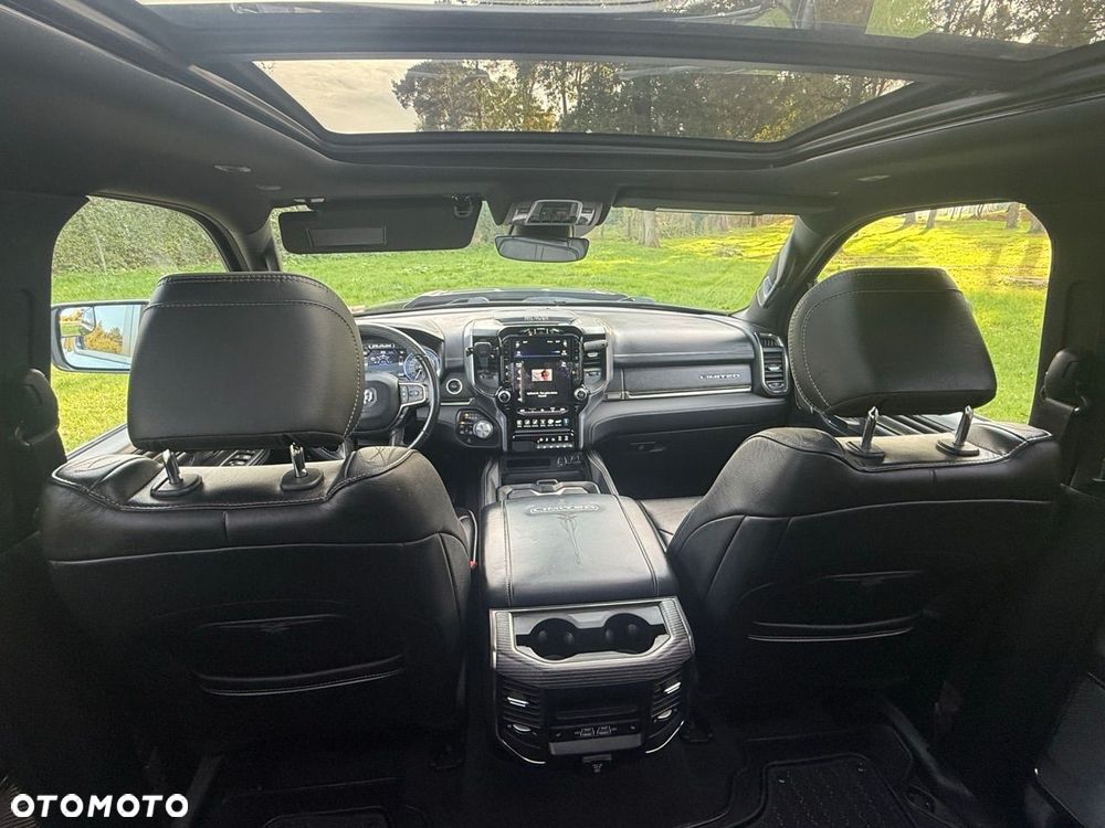 RAM 1500 5.7 Crew Cab Shortbed Limited Black - 12