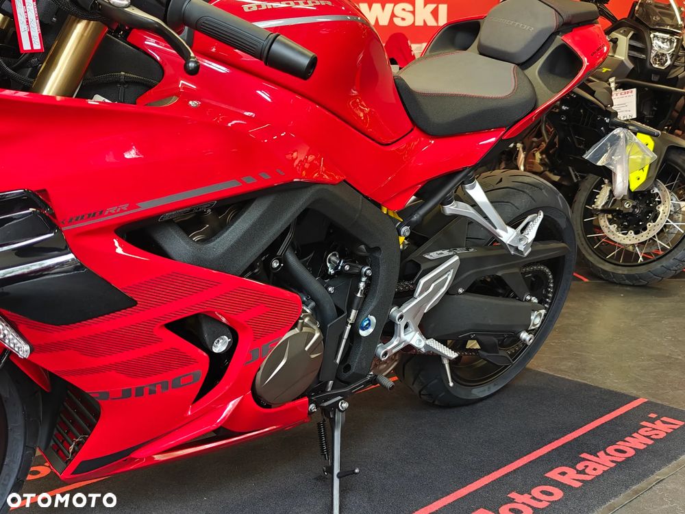 QJMOTOR SRK 800RR - 9