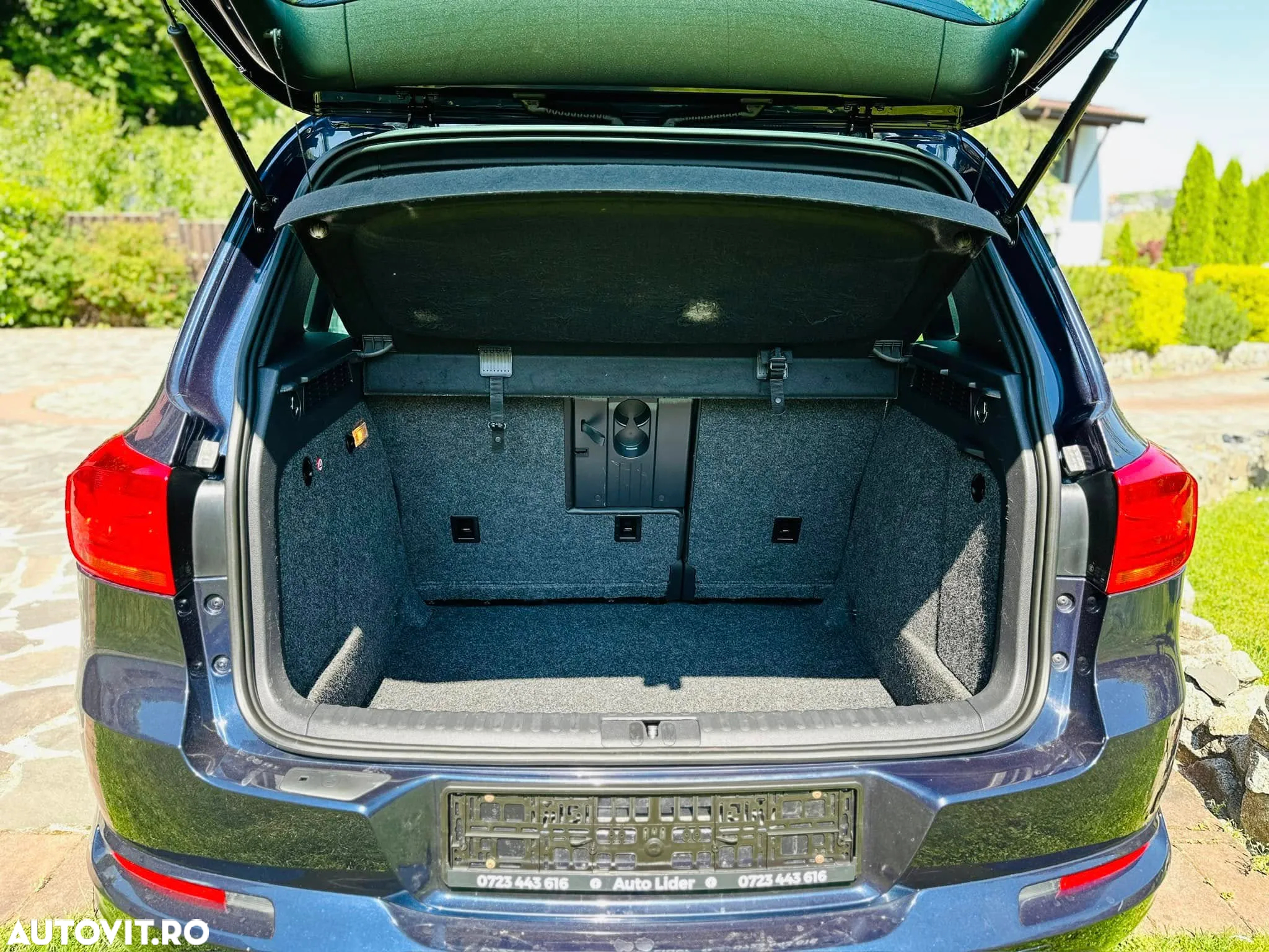Volkswagen Tiguan - 10
