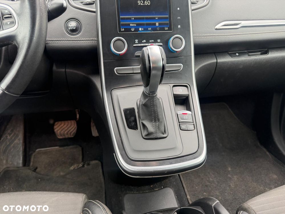 Renault Scenic - 16
