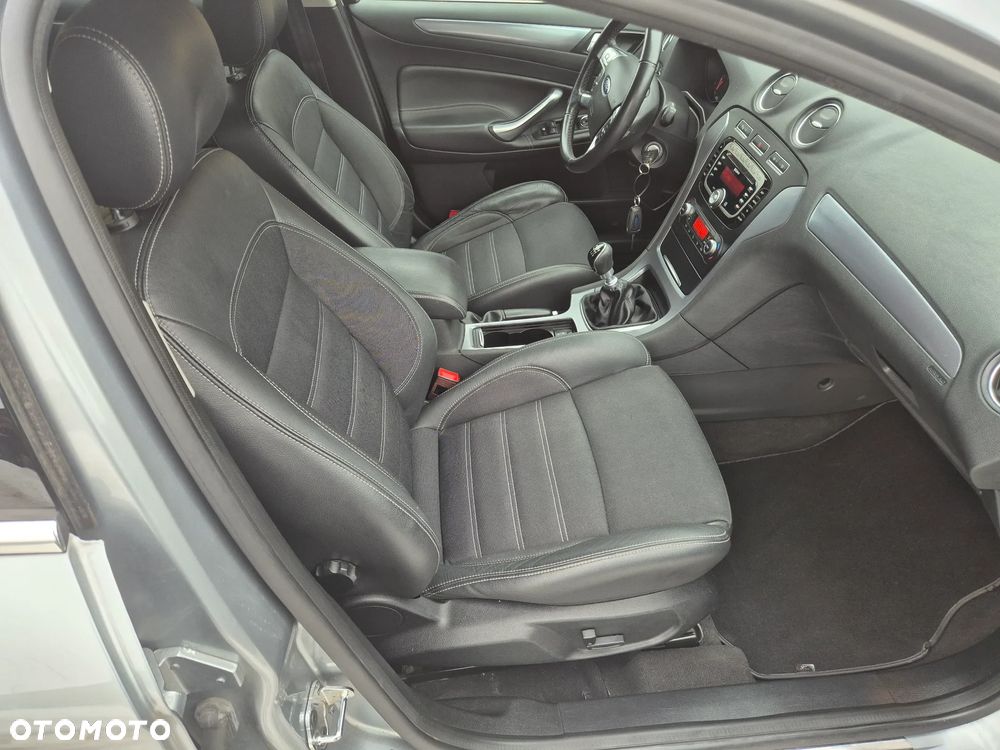 Ford Mondeo 2.0 TDCi Titanium S - 13