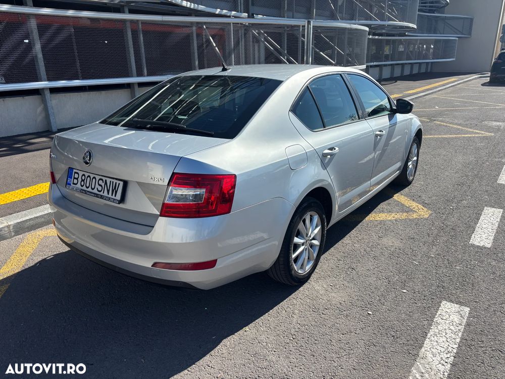 Skoda Octavia 1.6 TDI 4x4 Ambition - 4