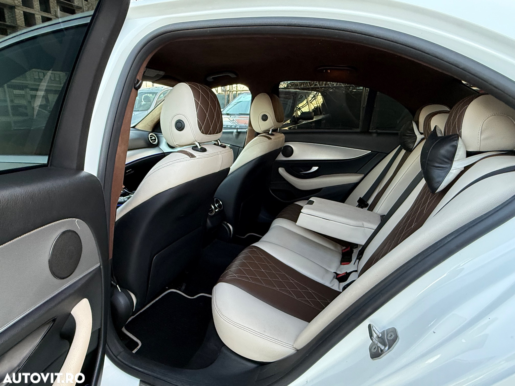 Mercedes-Benz E 220 d 9G-TRONIC AMG Line - 6
