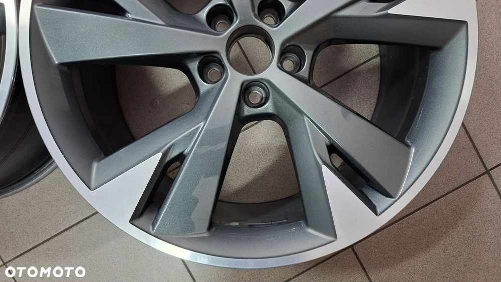 Felgi Aluminiowe 20 Audi Q4 E-Tron 5x112 ET 45 - 6