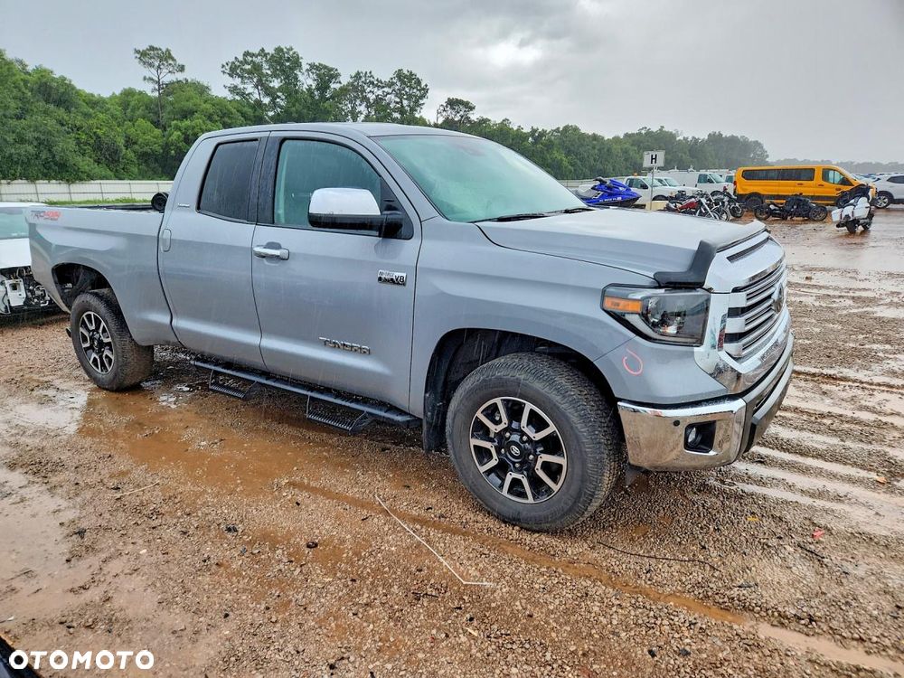 Toyota Tundra - 2