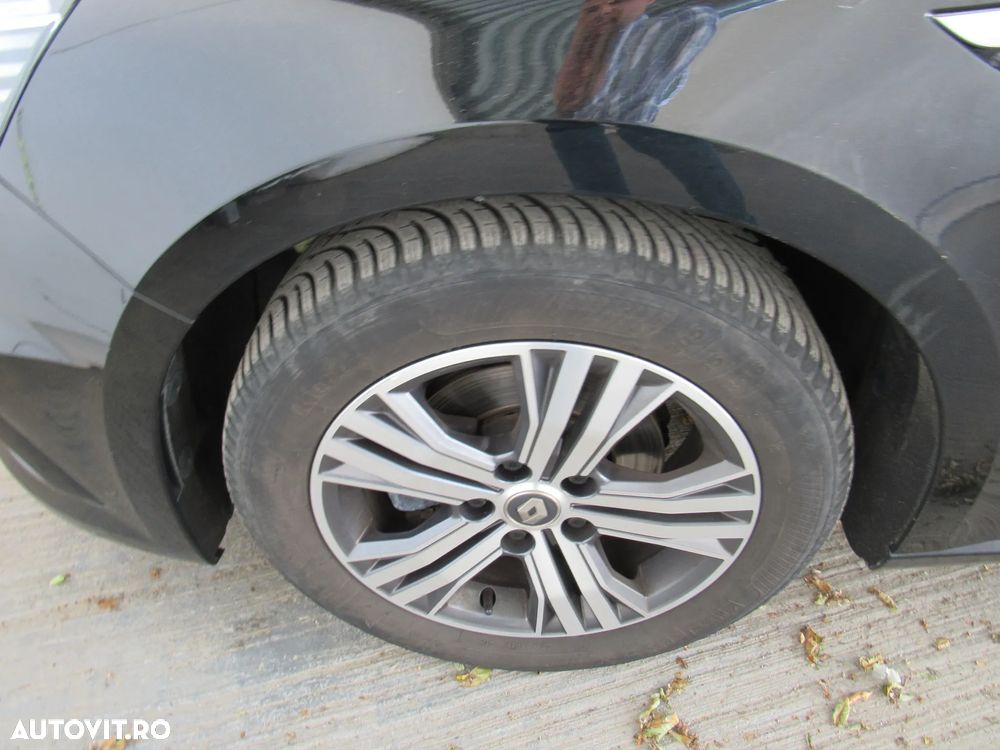 Renault Megane TCe 140 EDC GPF Intens - 6