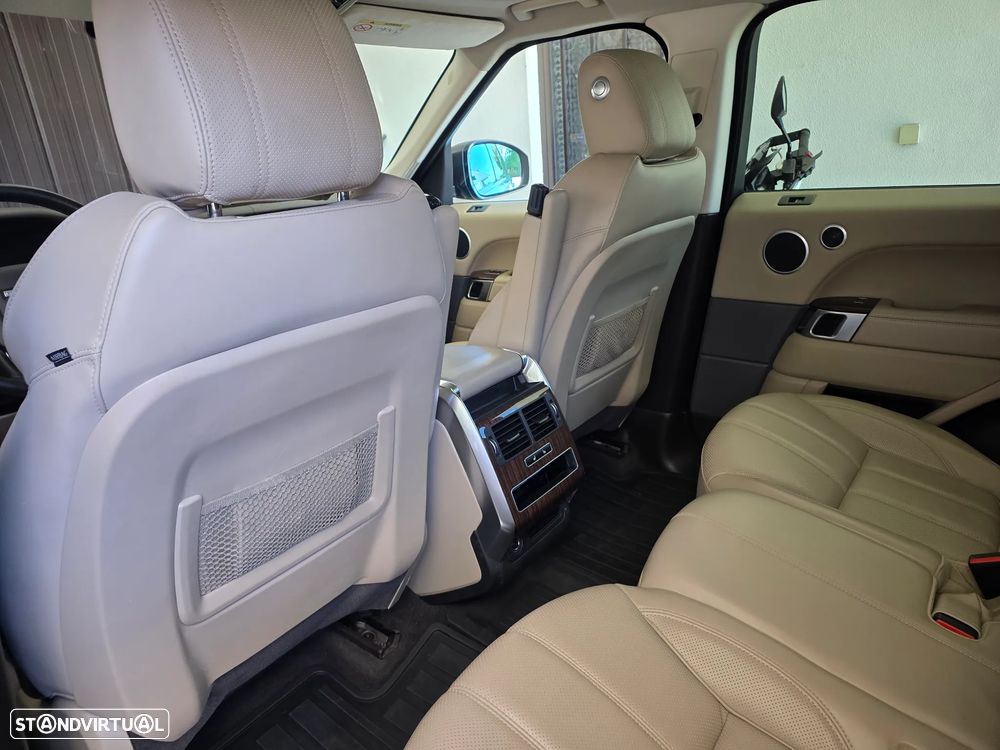 Land Rover Range Rover Sport 3.0 SDV6 HEV HSE Dynamic - 32