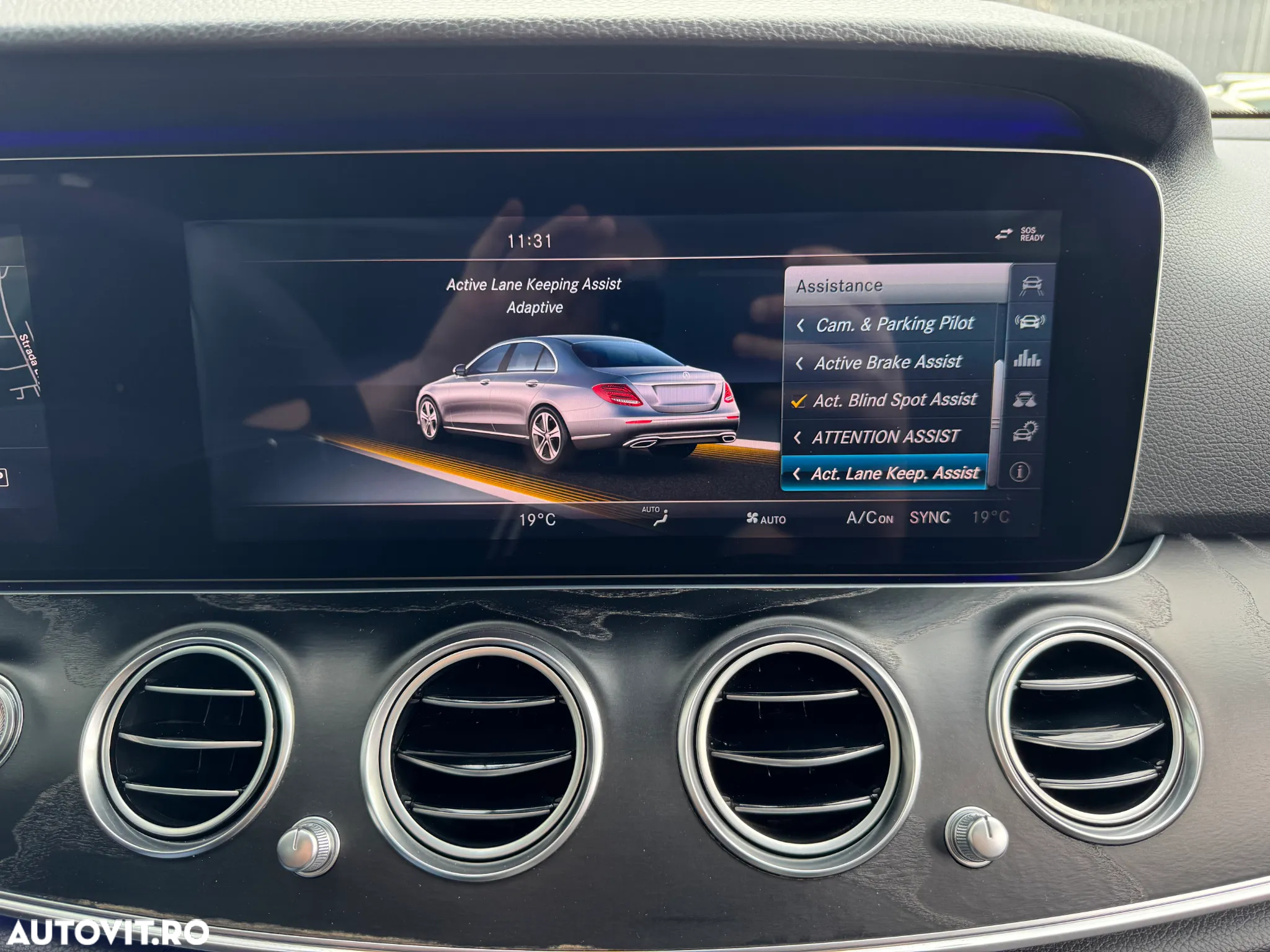Mercedes-Benz E 350 D 4Matic 9G-TRONIC Avantgarde - 20